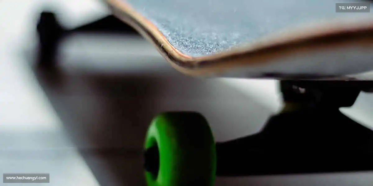 <strong>K1体育</strong>🏊‍♀️潜入泳池，抛开烦恼 —— 每一次摆臂，都是与自己的温柔较量！